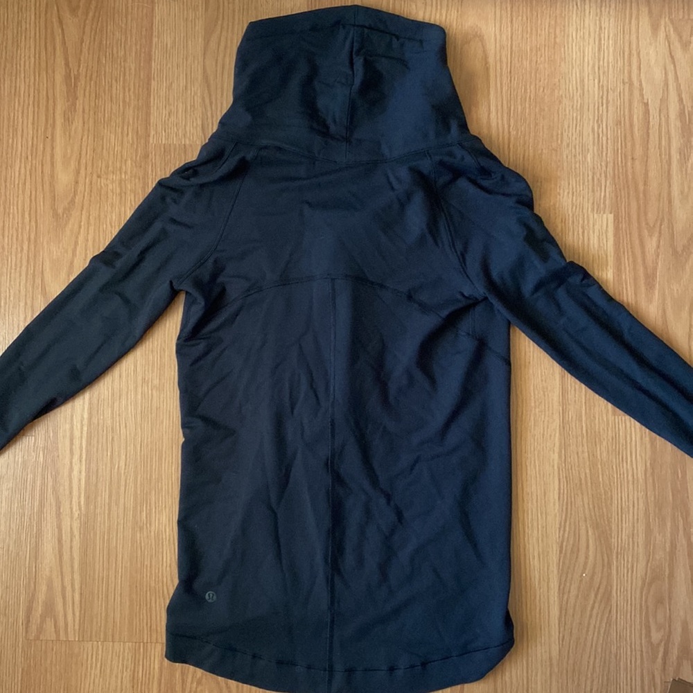 ❤️ Lululemon Coast Easy Wrap Size 2 NWT - Picture 3 of 12